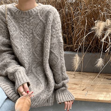 Oversized sweater in wool 